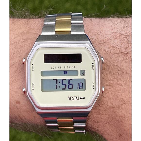 Vestal Solar Syncretic watch Two Tone Runs Great Chronograph - Picture 4 of 11